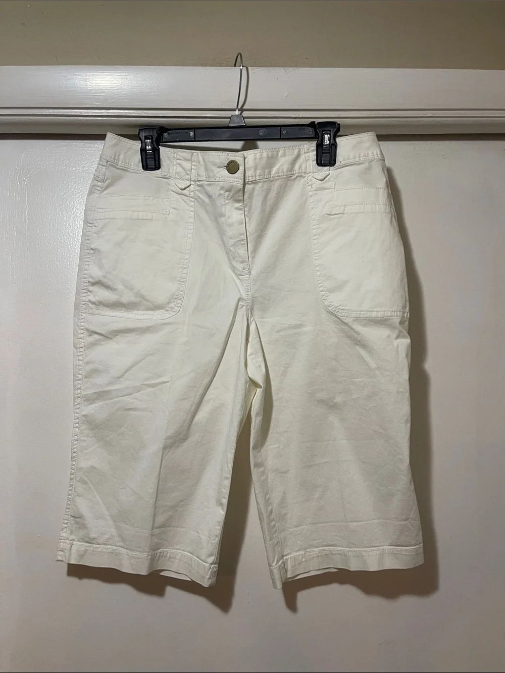 Women's Cream Utility Bermuda Shorts chicos NWT size 10